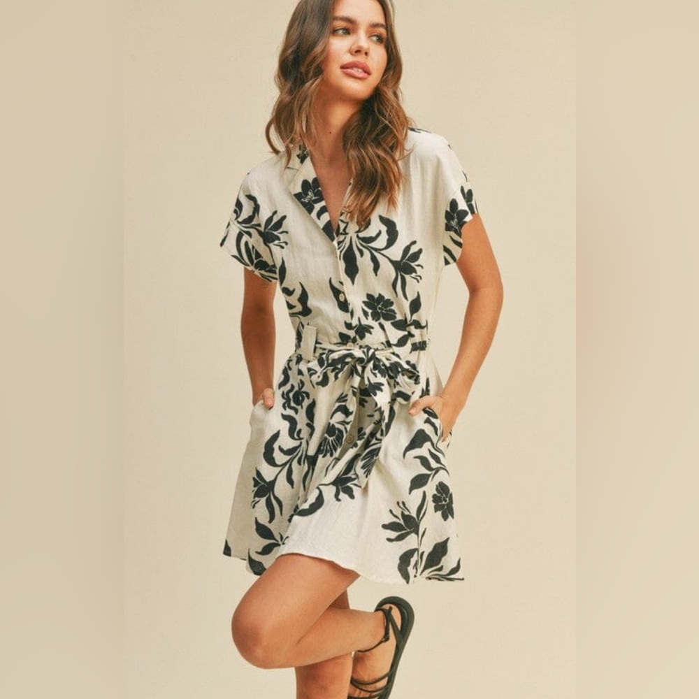Black and white Floral Print Short Sleeve Dress